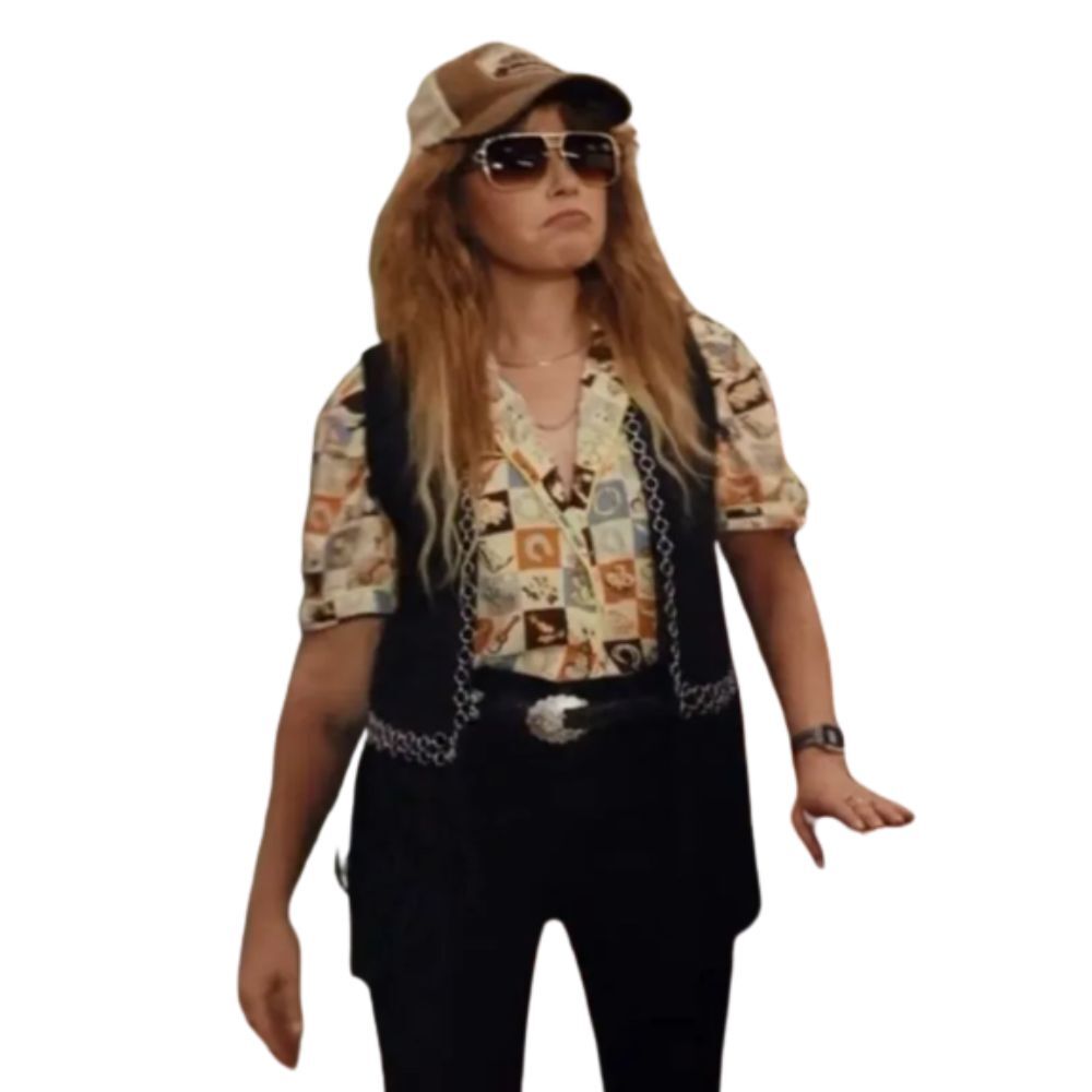 poker-face-natasha-lyonne-vest