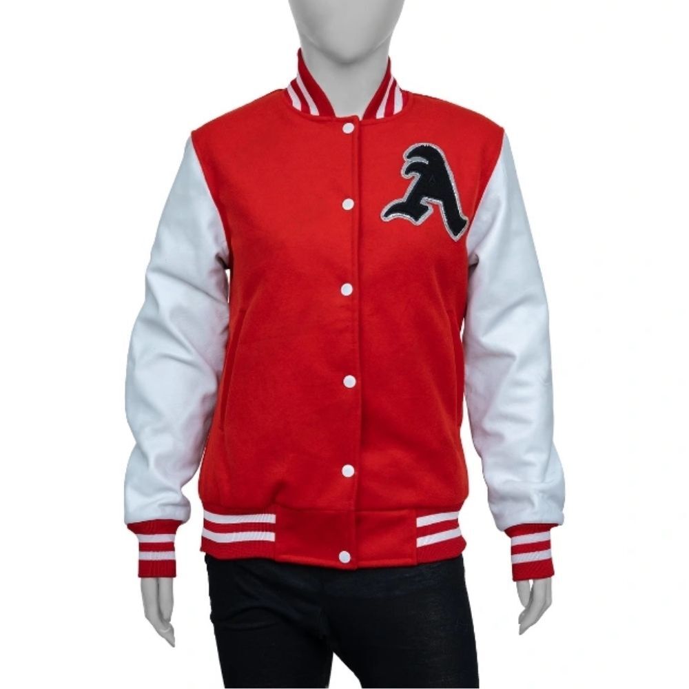 taylor-swift-22-concert-letterman-jacket