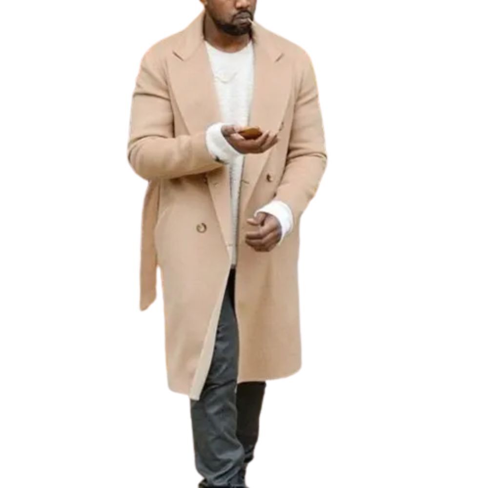 american-rapper-kanye-west-coat