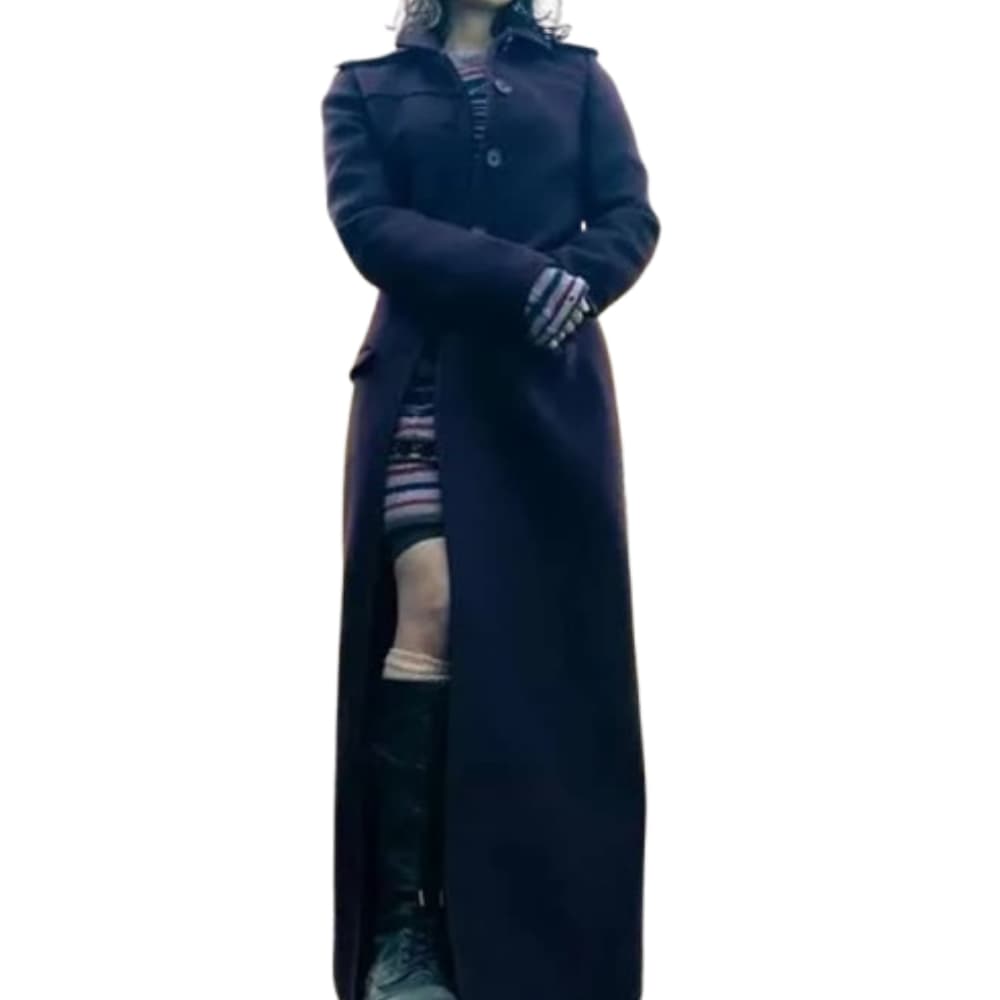 beetlejuice-2-jena-ortega-long-coat