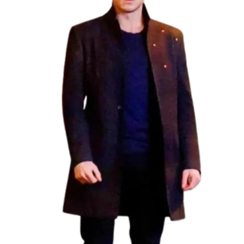 eternals-richard-madden-black-coat eternals-richard-madden-black-coat