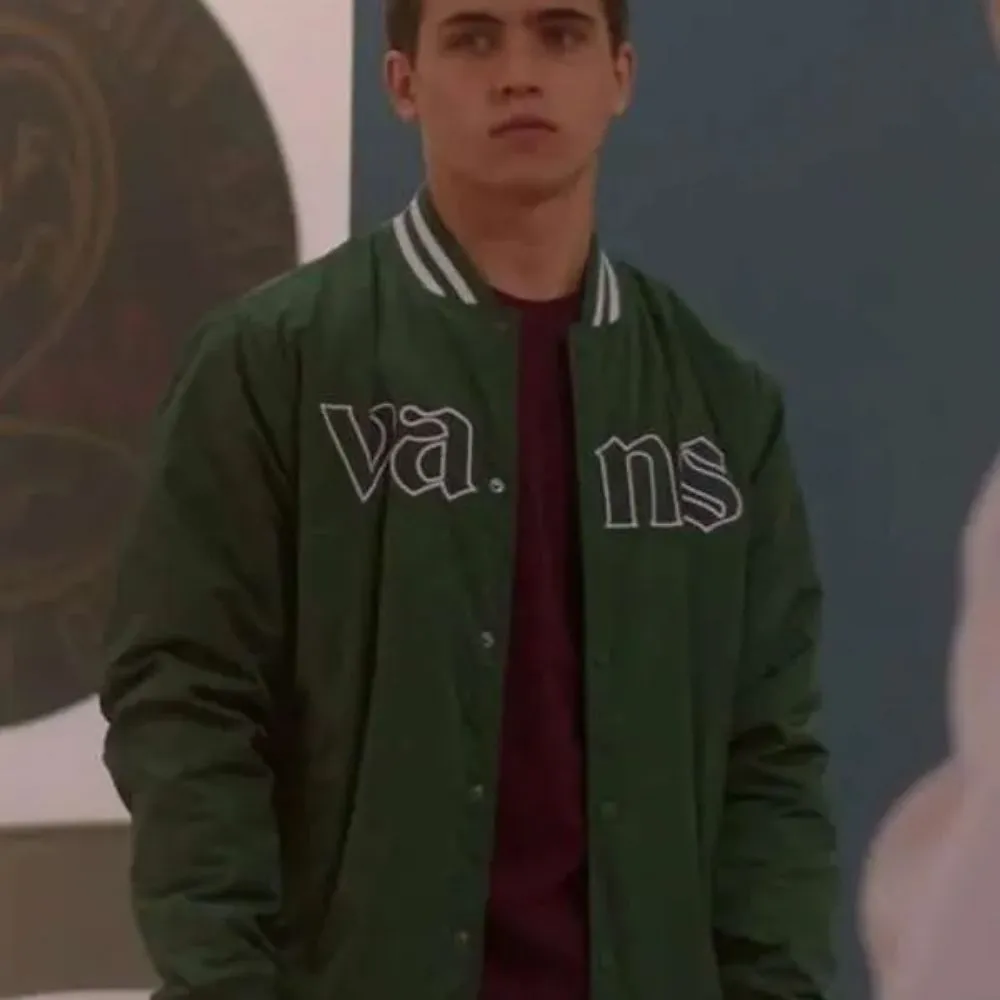 robby-keene-cobra-kai-jacket.webp